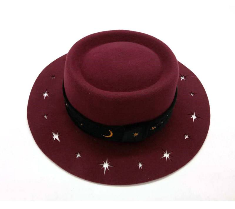 Wool felt hat with star lazzer cutting